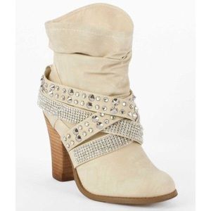 NOT RATED “SHORT CHANGE” BOOT NIB